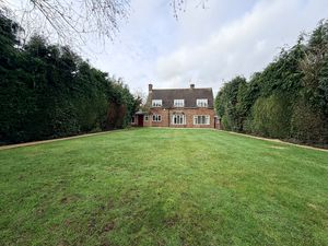 Photo 18- click for photo gallery